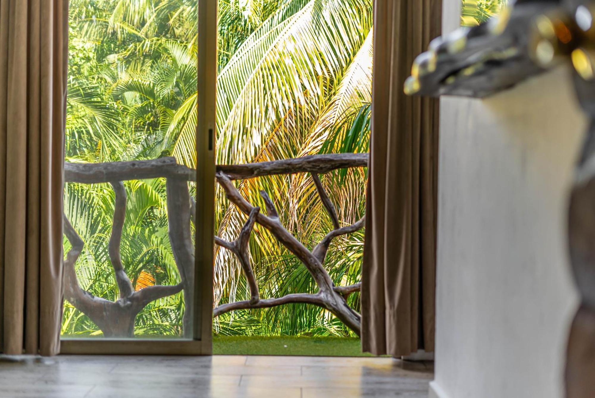 The Green Village Boutique Hotel プレヤデルカーメン エクステリア 写真