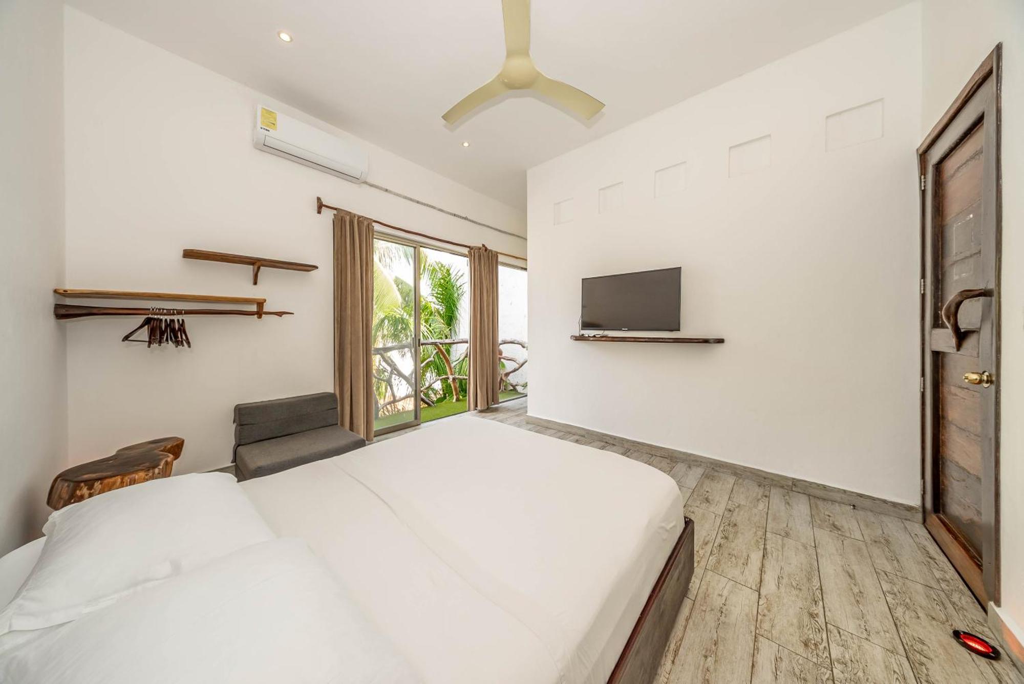 The Green Village Boutique Hotel プレヤデルカーメン エクステリア 写真